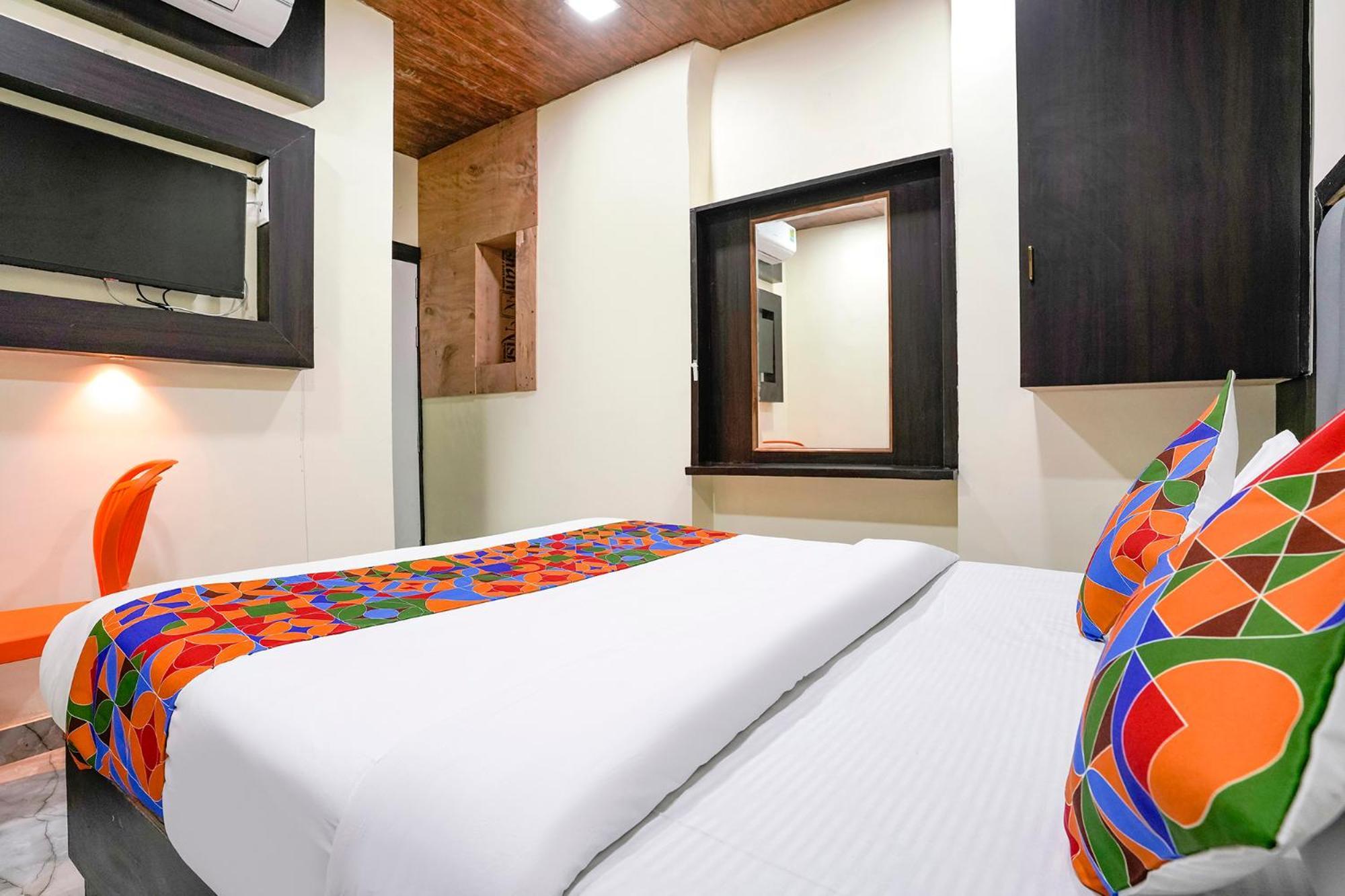 Fabexpress Gulshan Grand - Nr Gateway Of India 3* Bombaj