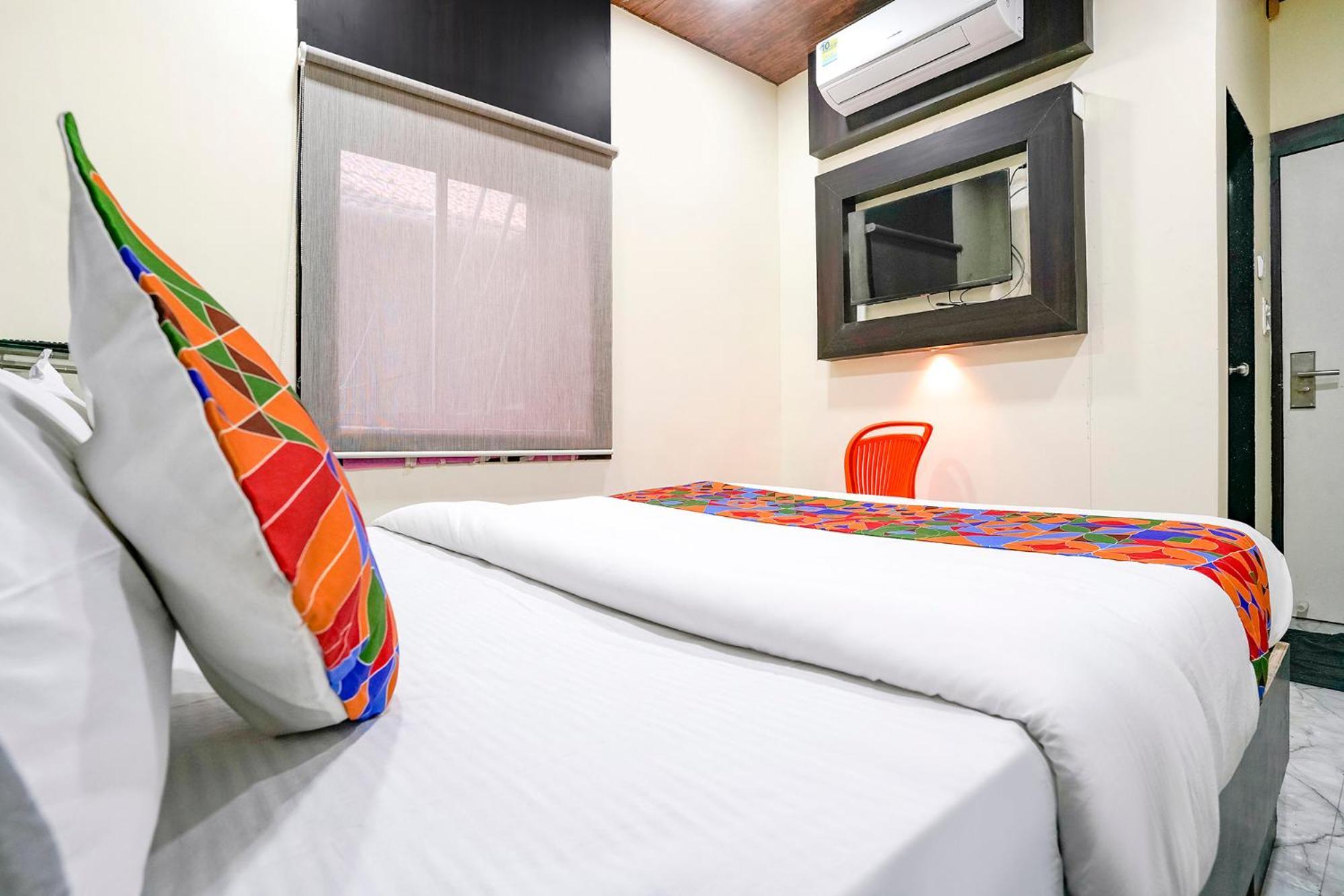 Hotel Fabexpress Gulshan Grand - Nr Gateway Of India Bombaj
