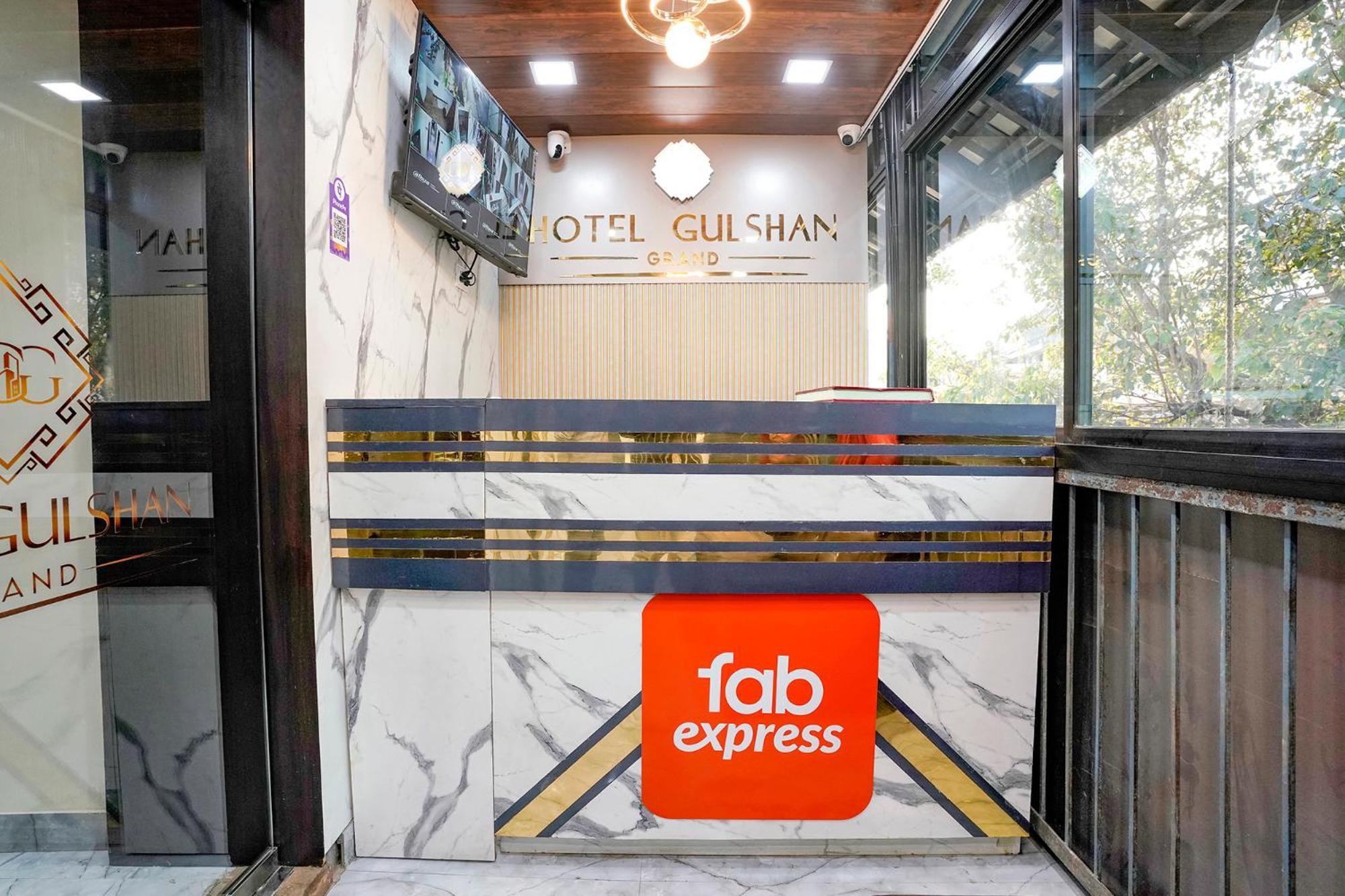 Fabexpress Gulshan Grand - Nr Gateway Of India Hotel Bombaj