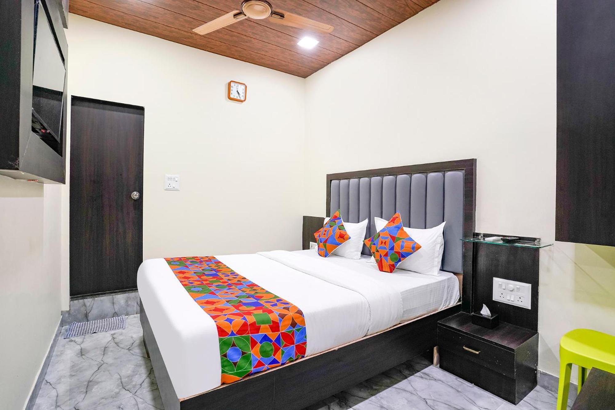 Hotel Fabexpress Gulshan Grand - Nr Gateway Of India Bombaj